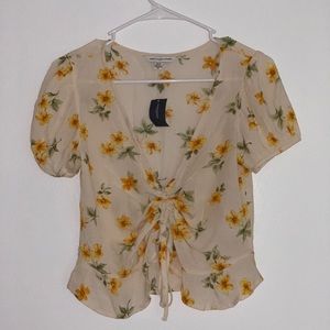 American Eagle Cinch Front Floral Top (size XS)